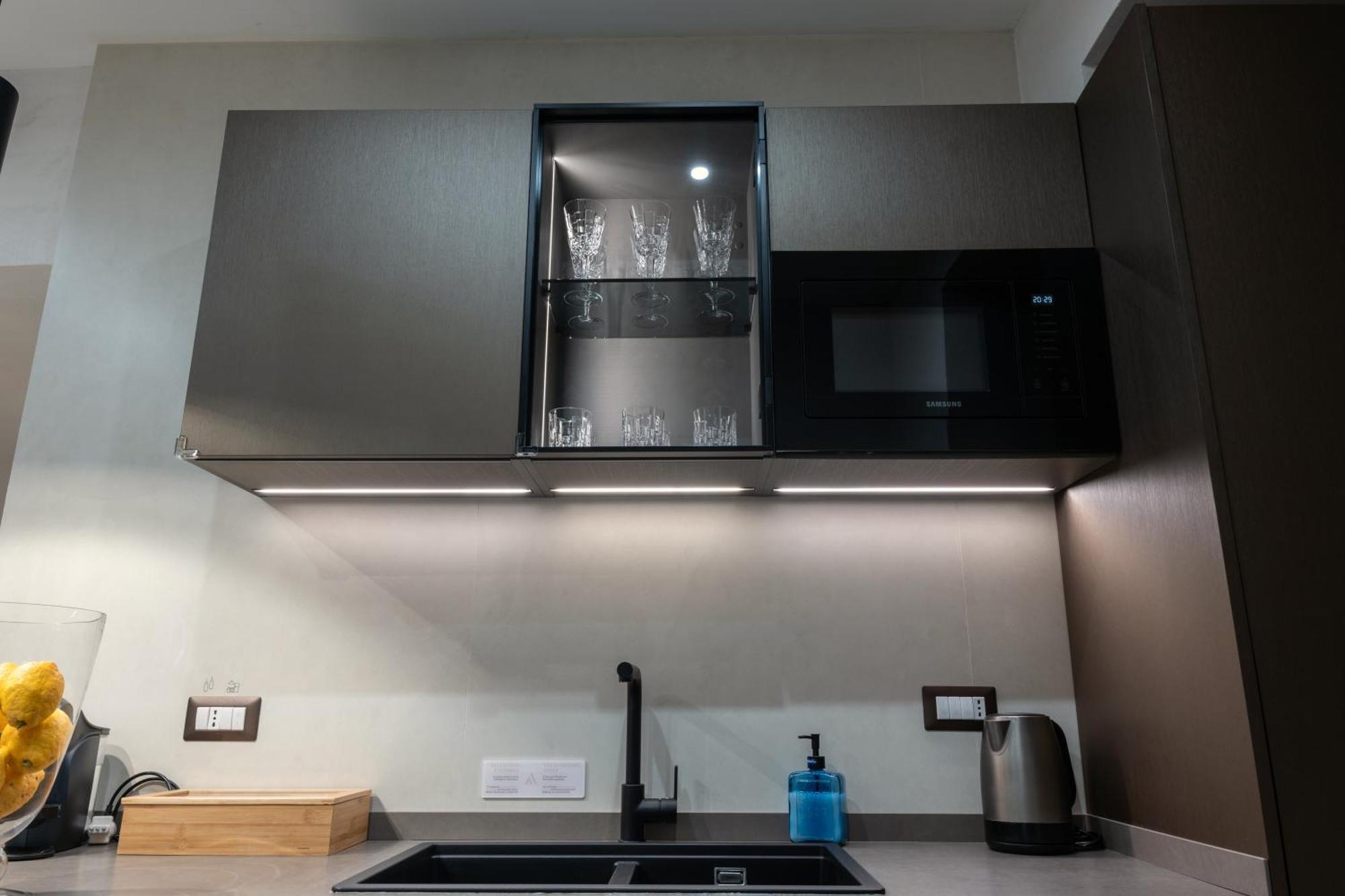 Aledo Boutique Apartments Napoli Bagian luar foto