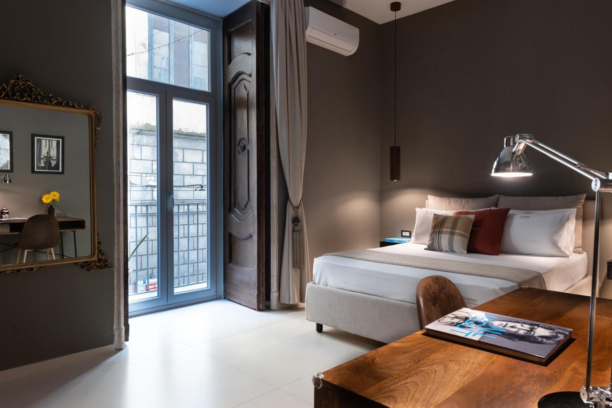 Aledo Boutique Apartments Napoli Bagian luar foto